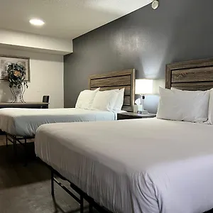 Siegel Slots&suites 2*