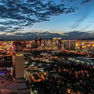 Palms Place Strip View Apartmanhotel *