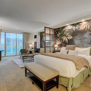Elite Mgm Signature Balcony Strip View