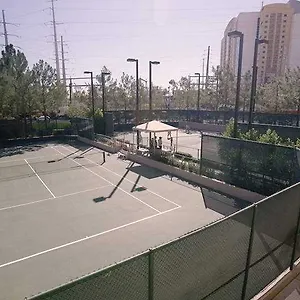 Hotel The Meridian Luxury 3*
