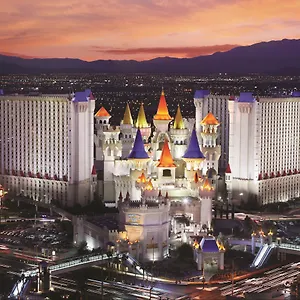 Курортный комплекс Excalibur 3*