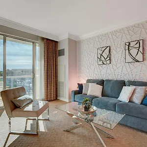 Serenity At Mgm Signature Apartmanhotel