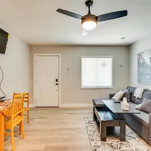 Vakantiehuis Henderson Retreat Near Dining And Mead! *