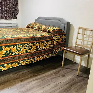Lucky Cuss Hotel