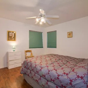 Vegas Luxury Vacation Apartment *